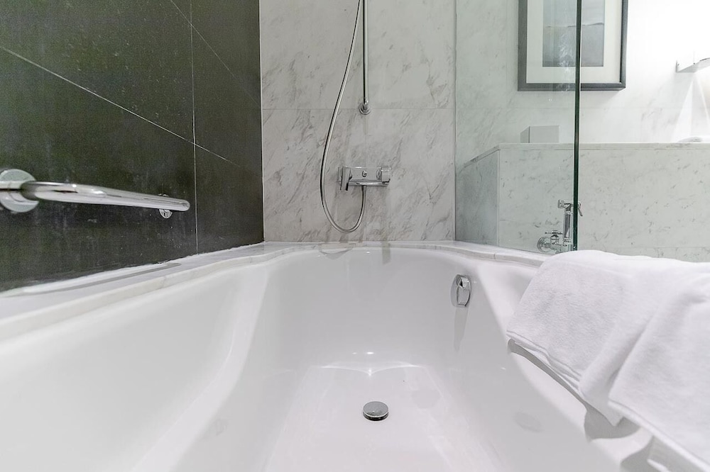 Fashion Avenue Dubai Mall - Burj Khalifa by The S Holiday Homes 42/43