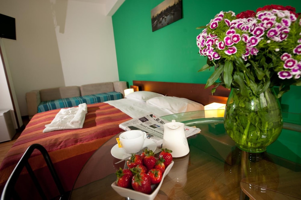Leccesalento Bed And Breakfast 24/65