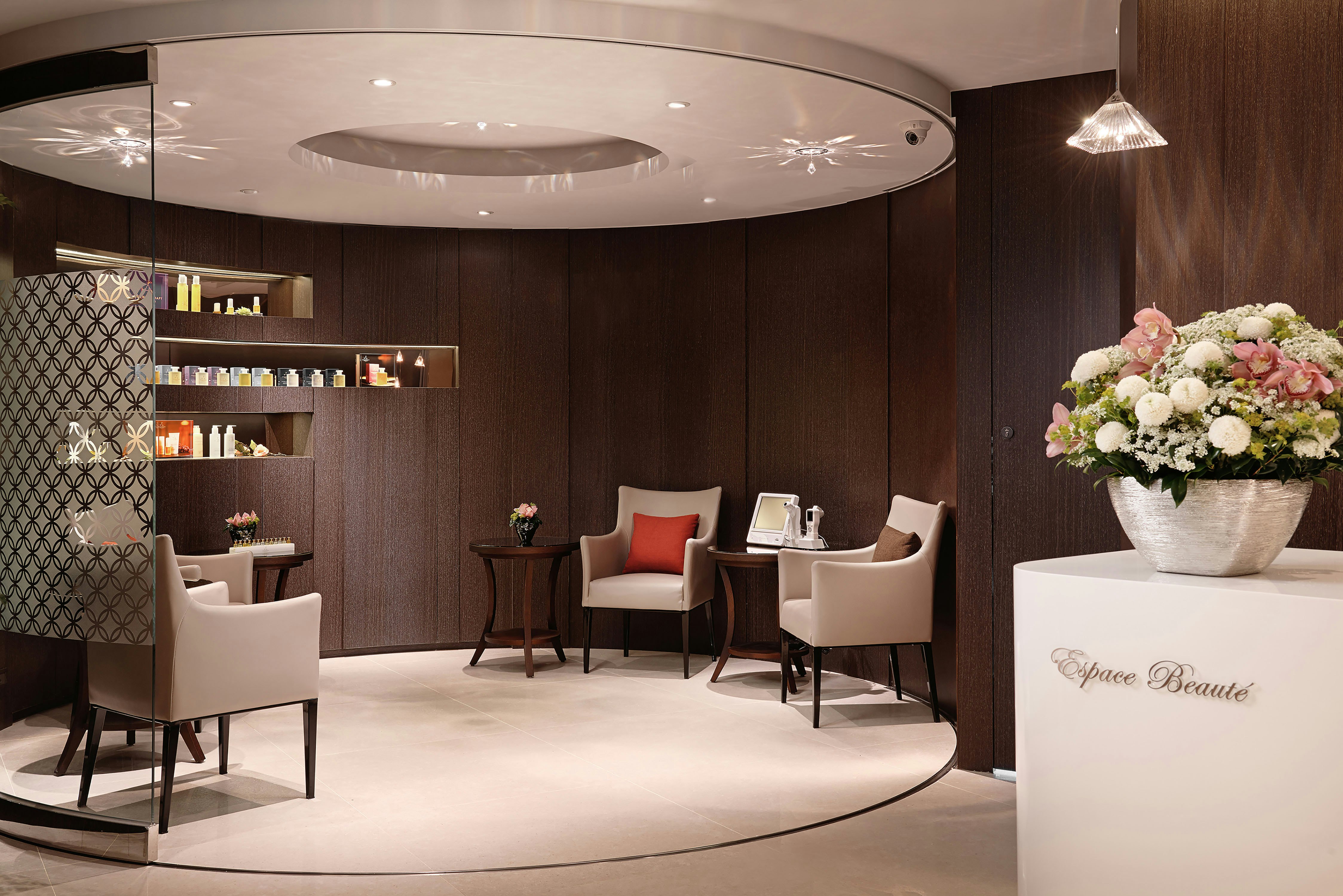 Humble House Taipei, Curio Collection by Hilton 24/36
