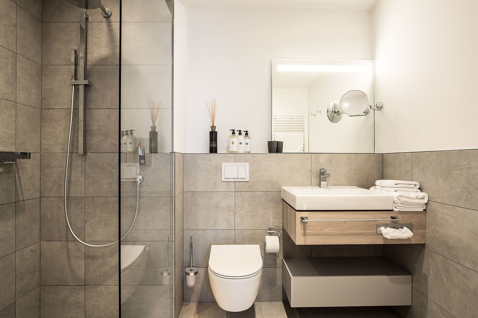 Junior Suite, Studio, Queen Bed, Sofa, Terrace