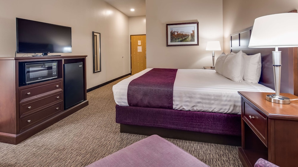 Best Western Plus Grapevine Inn 13/42