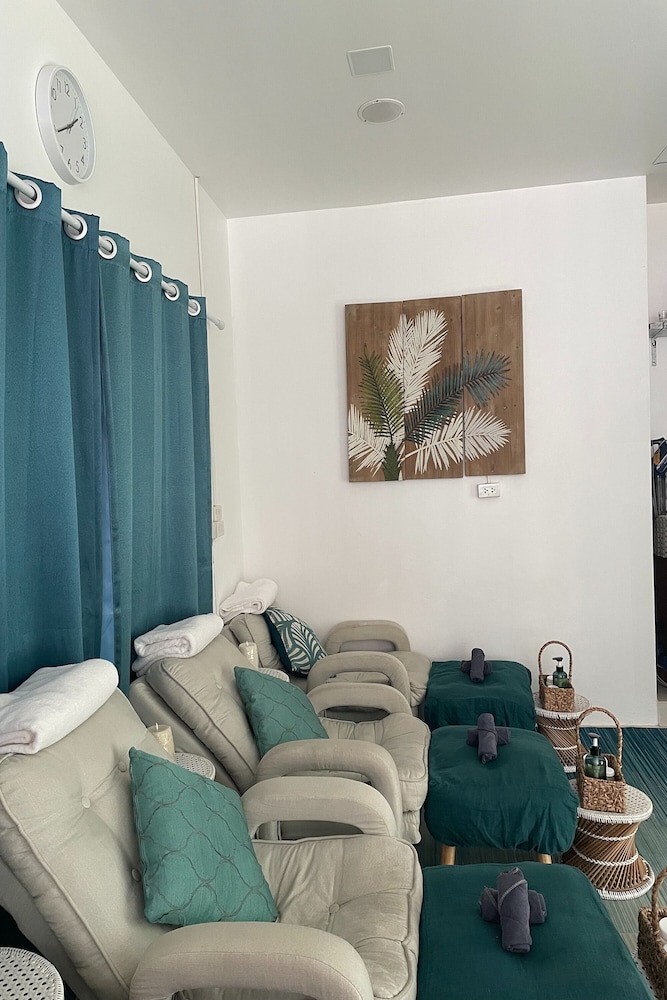 Aromdee at Naithon Beach 49/50