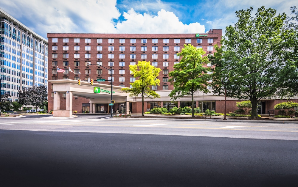 Holiday Inn Arlington at Ballston, an IHG Hotel in ARLINGTON - VA
