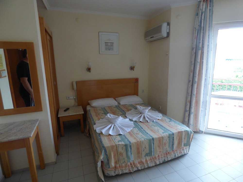 Avlu 4 Apart Hotel 10/50