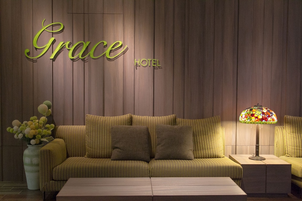 GRACE HOTEL 22/27