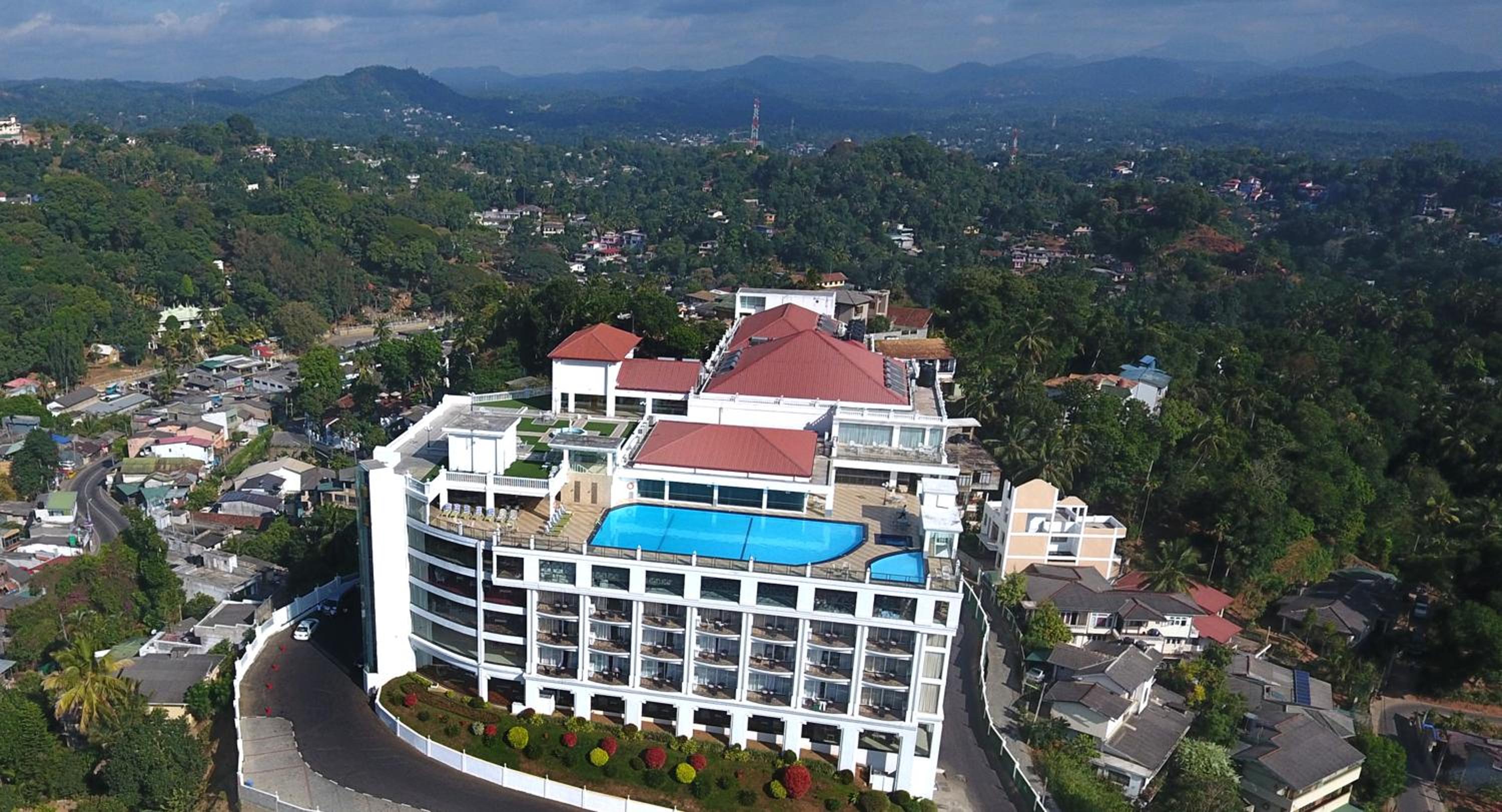 The Grand Kandyan Hotel