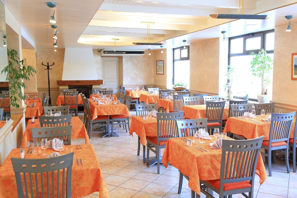 HOTEL L'ESCALE 37/50