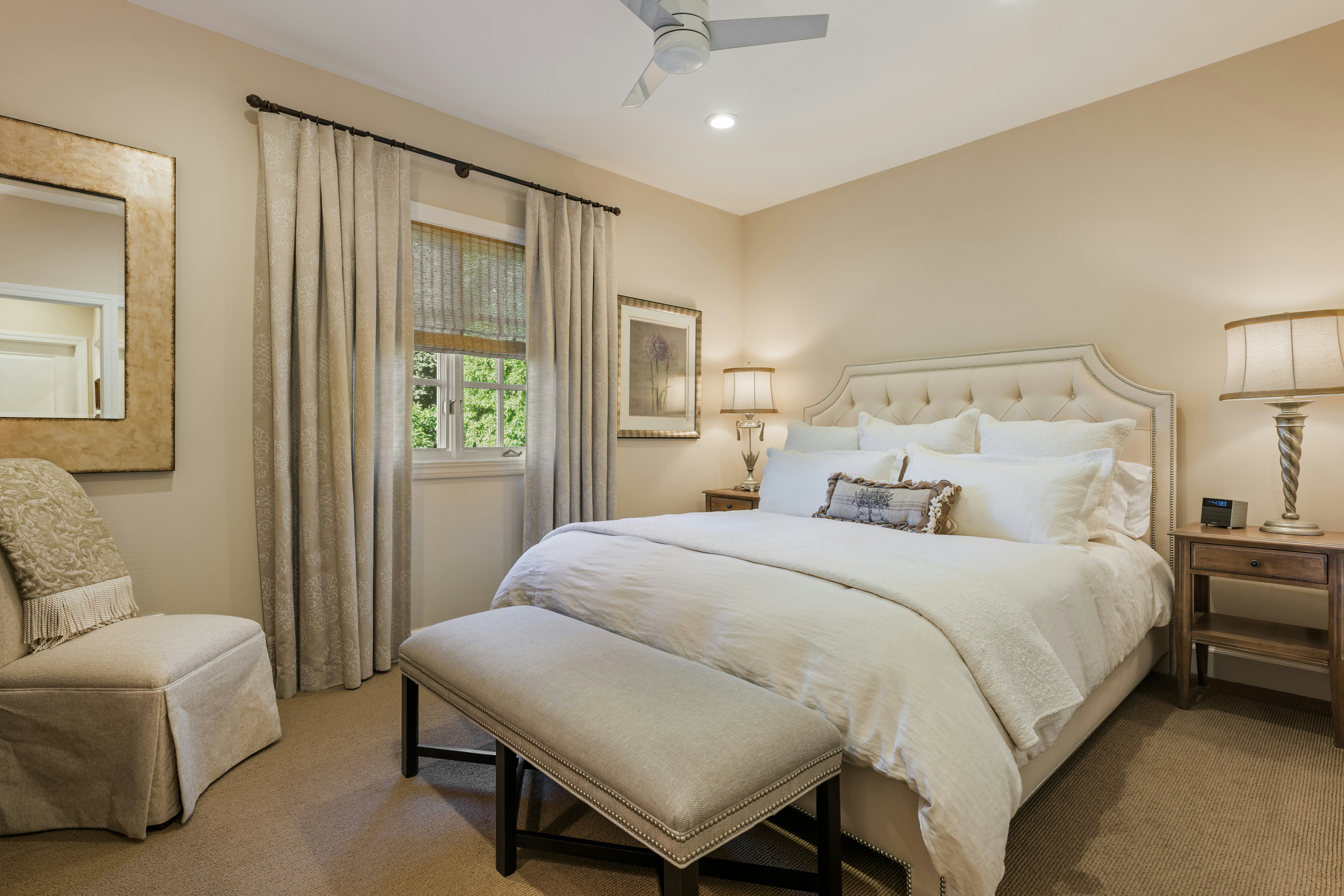 Cove, Suite