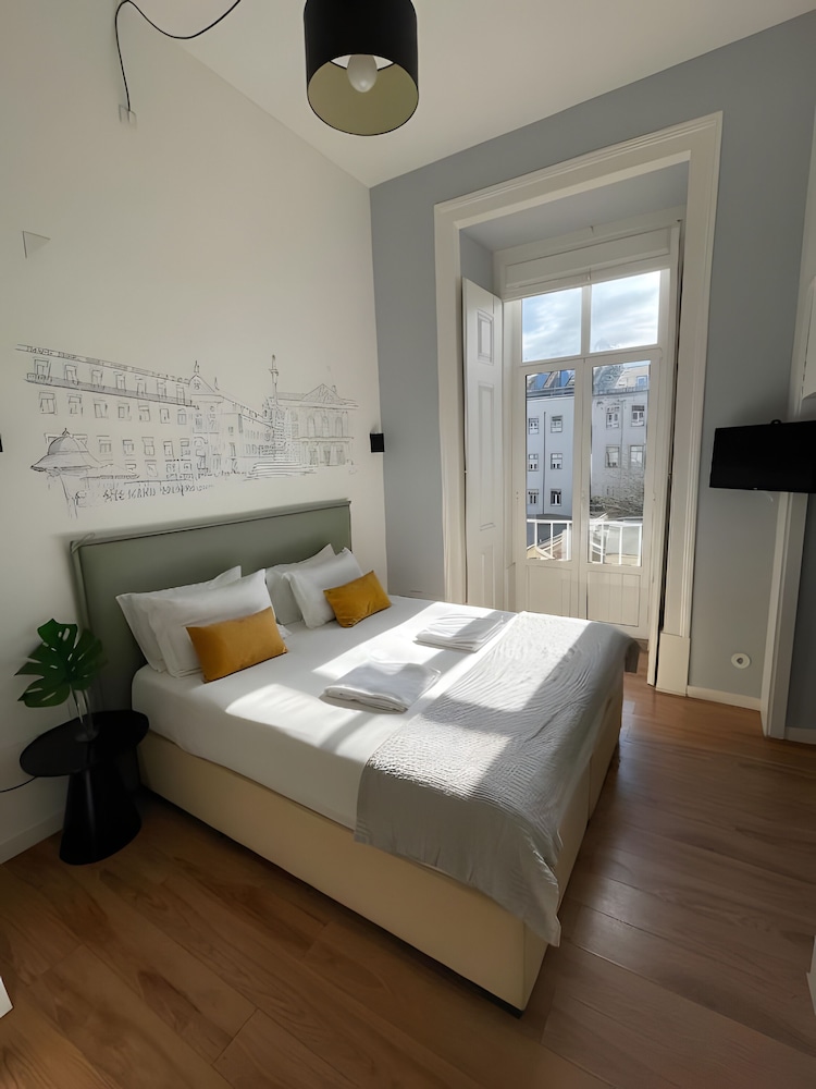 Lisbon Check-In Guesthouse 6/40
