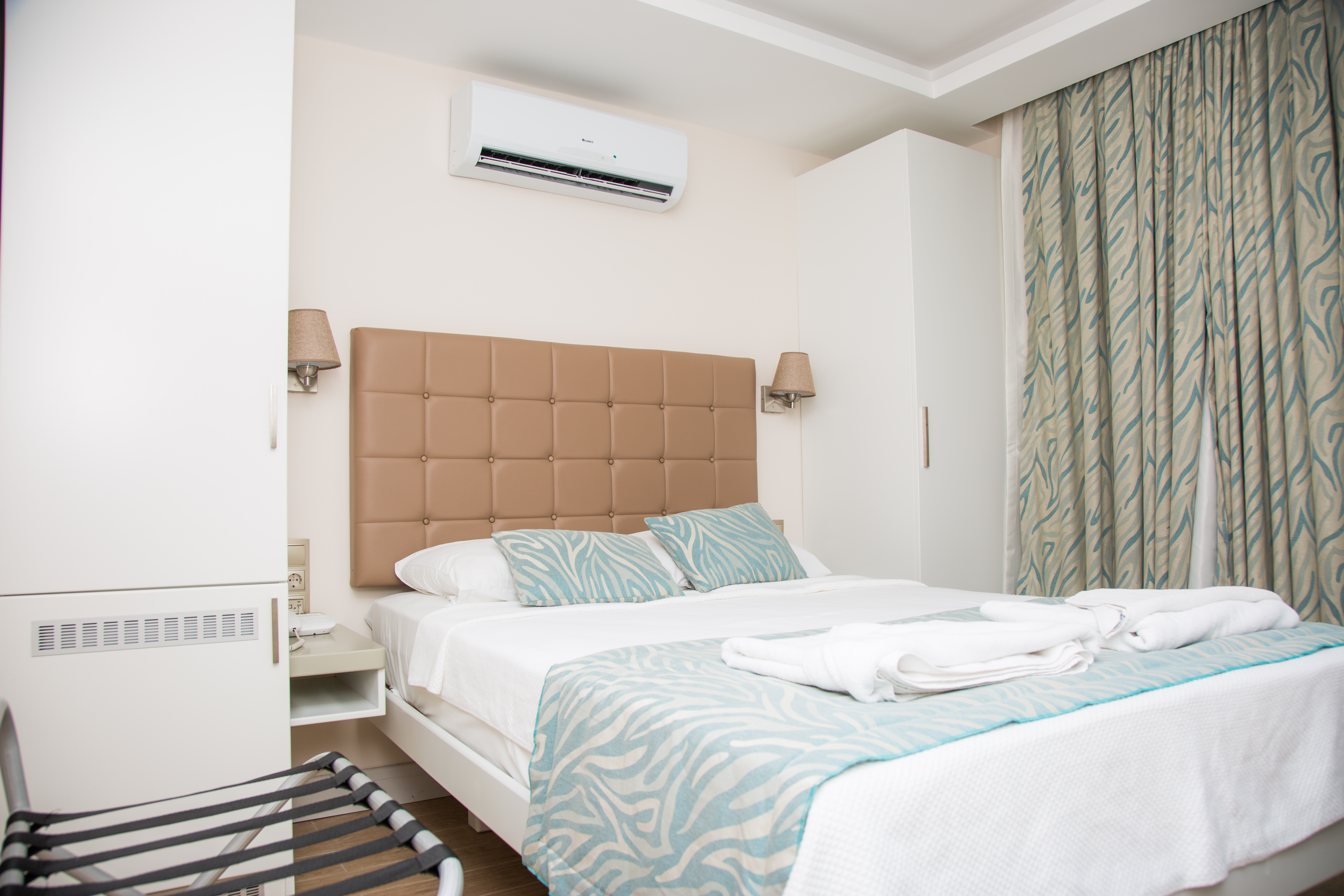 Room, Single, Double Bed, Land View، Asli Hotel 2/3