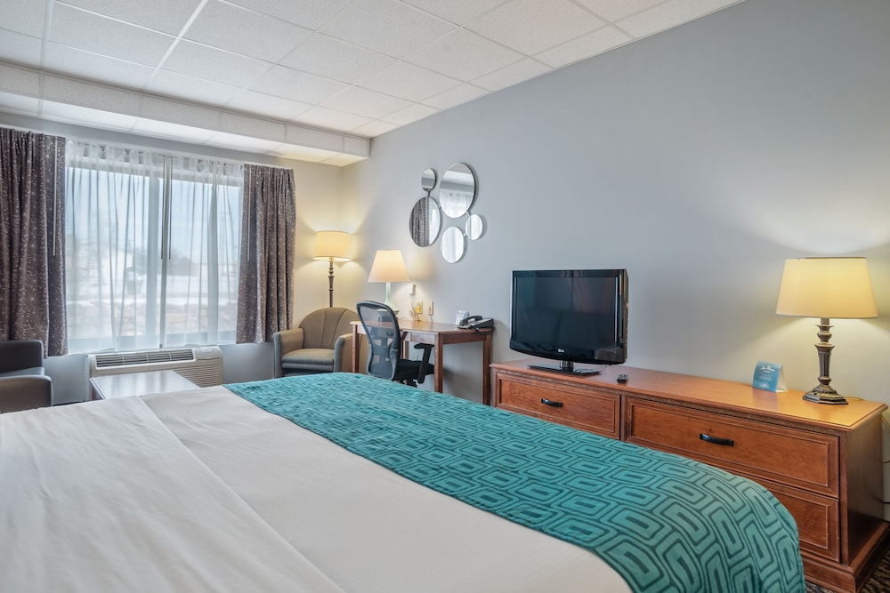 Elevation Inn & Suites, Trademark Collection by Wyndham 8/27