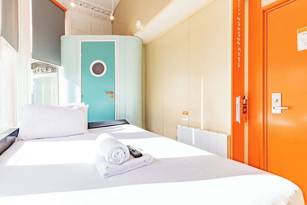 easyHotel Edinburgh 7/35
