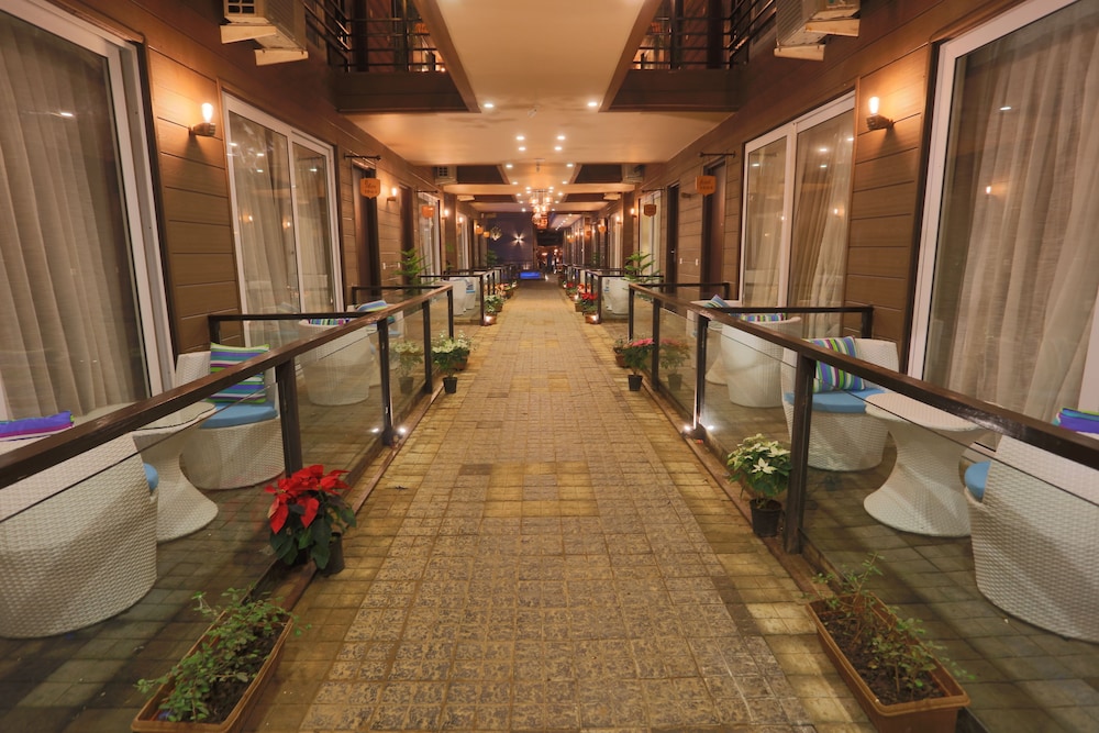 Sinon Baga Retreat 24/34