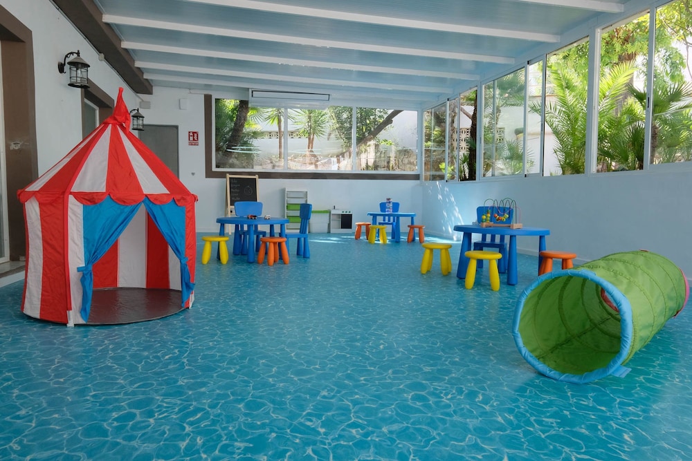 Azuline Hotel Palmanova Garden 53/62