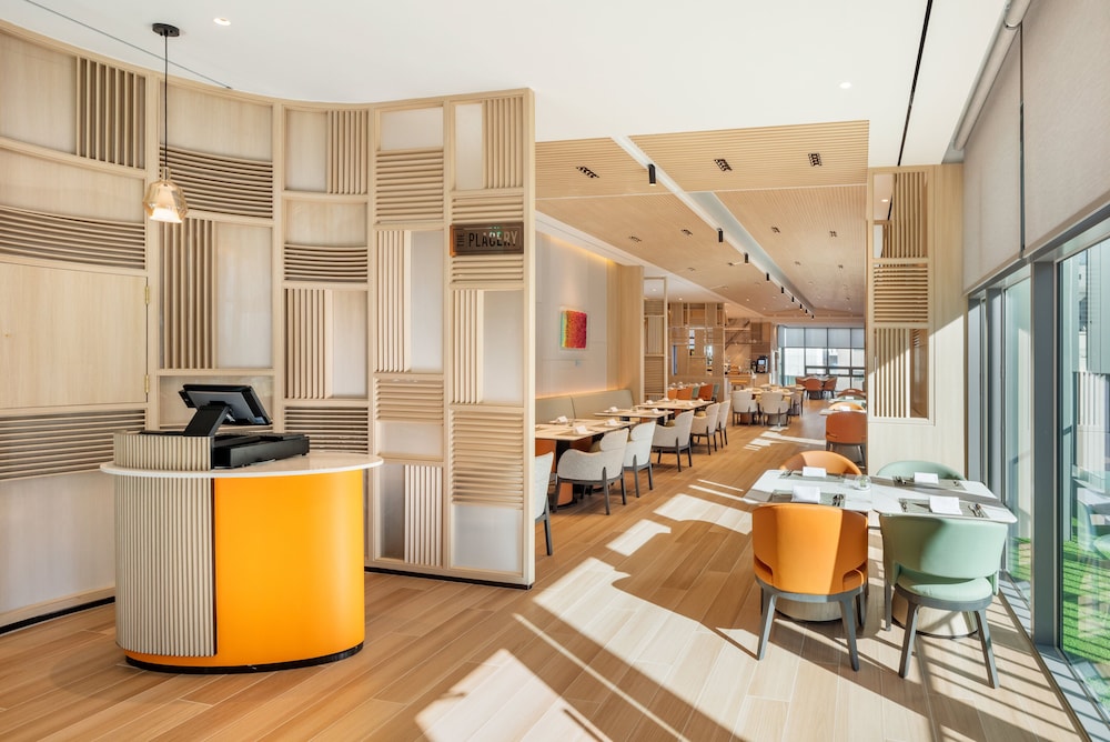 Hyatt Place Busan Yeonsan 24/34
