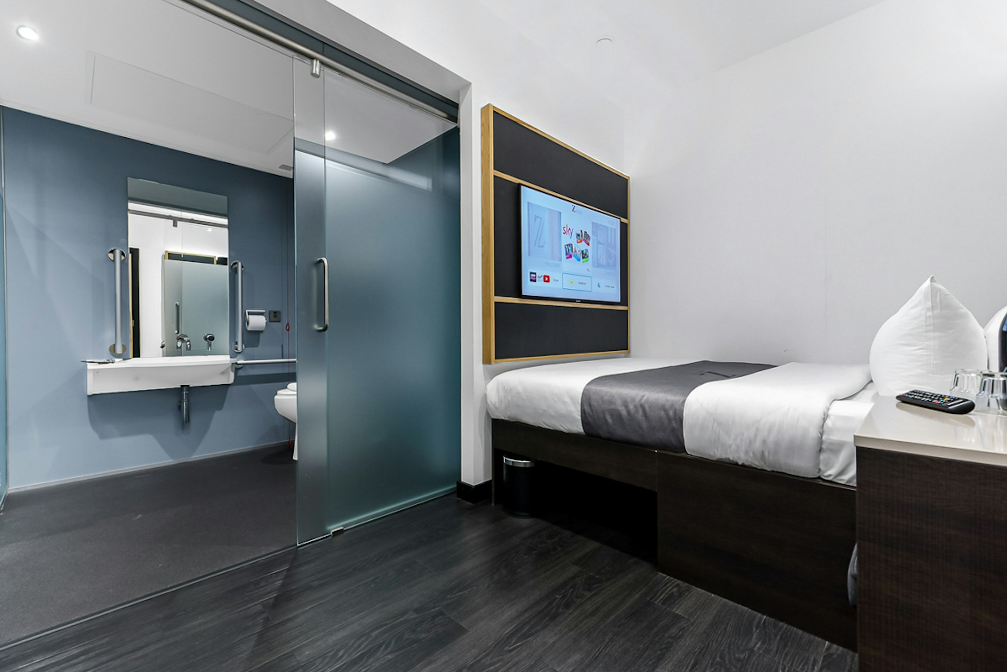 The Z Hotel Trafalgar 11/23