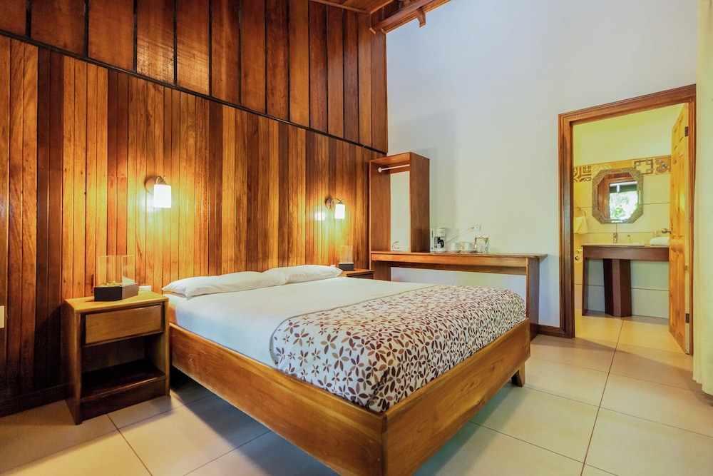 Monteverde Luxury Hotel 35/67
