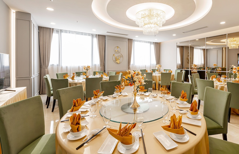 Selegend Hotel 39/50