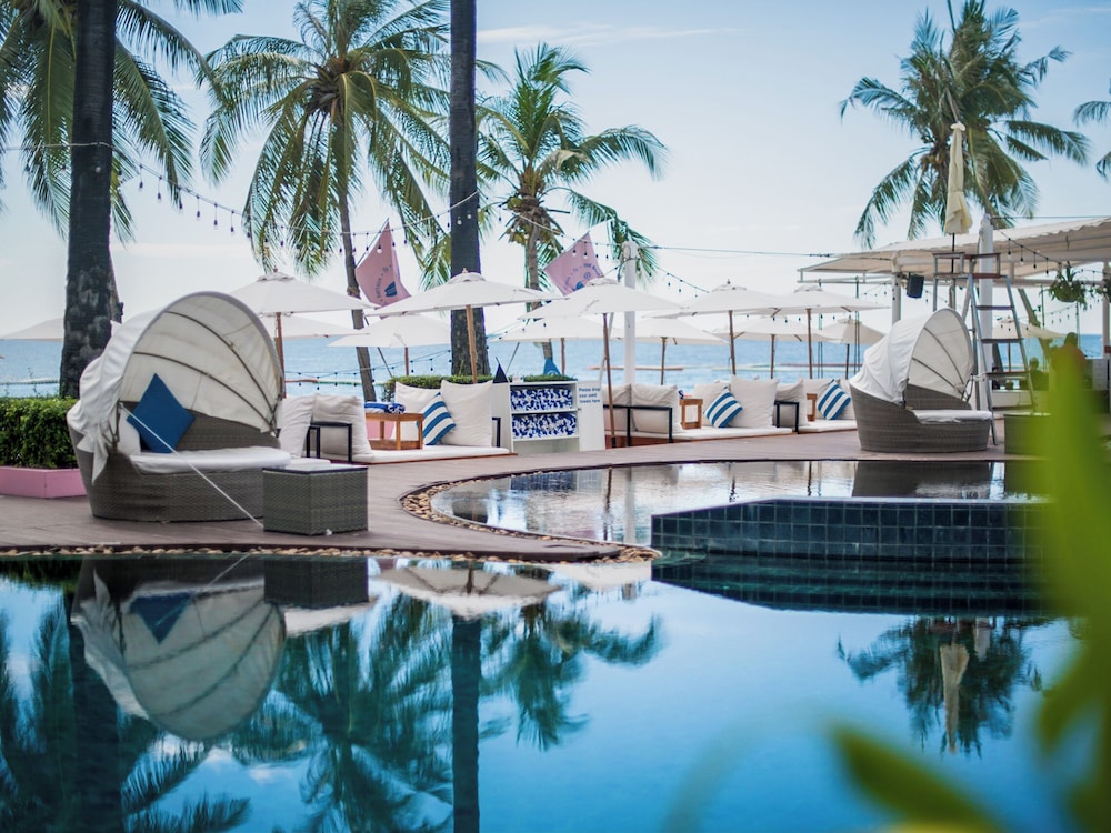 Pullman Pattaya Hotel G 8/76