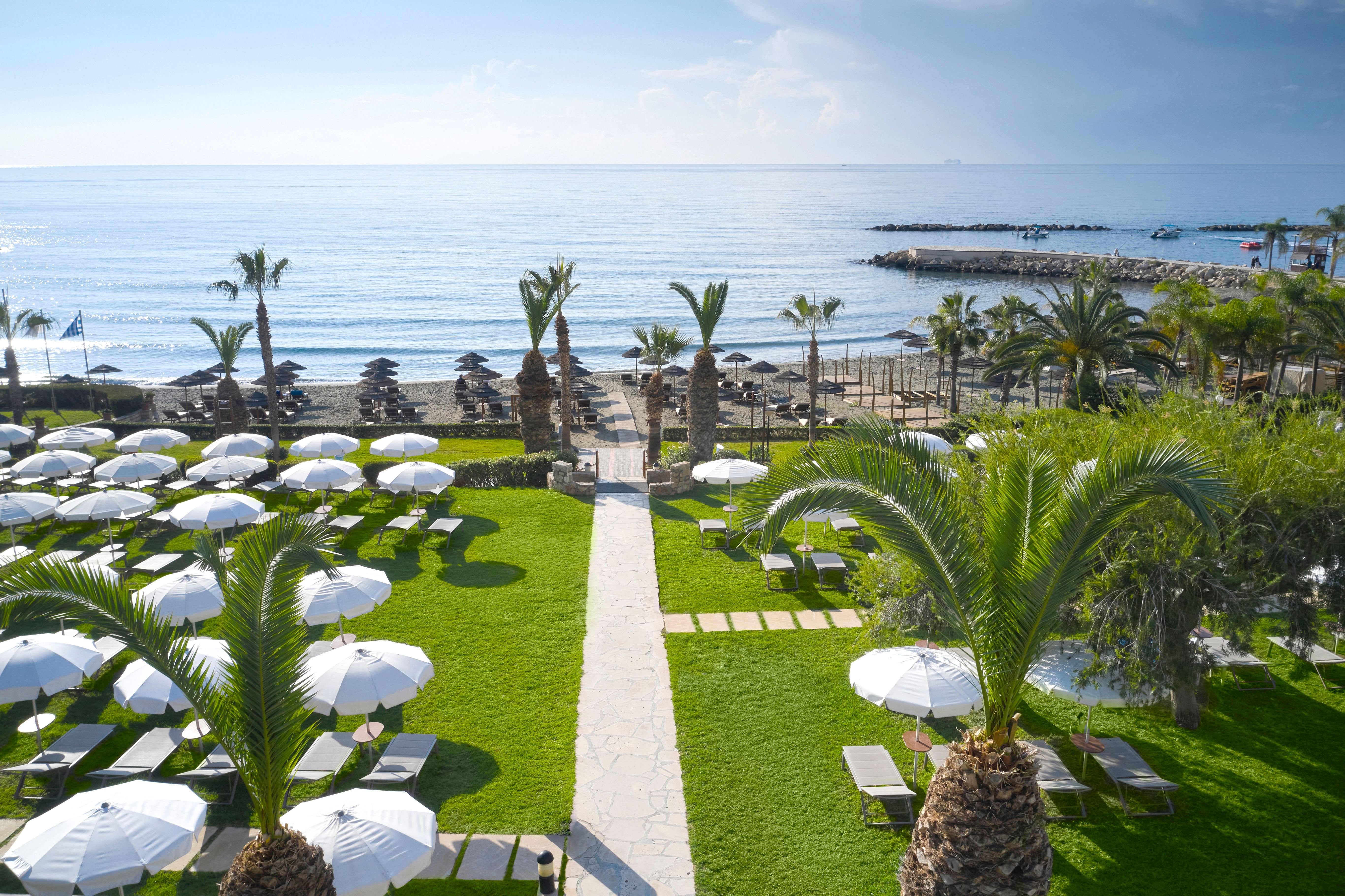 Mediterranean Beach Hotel 65/71