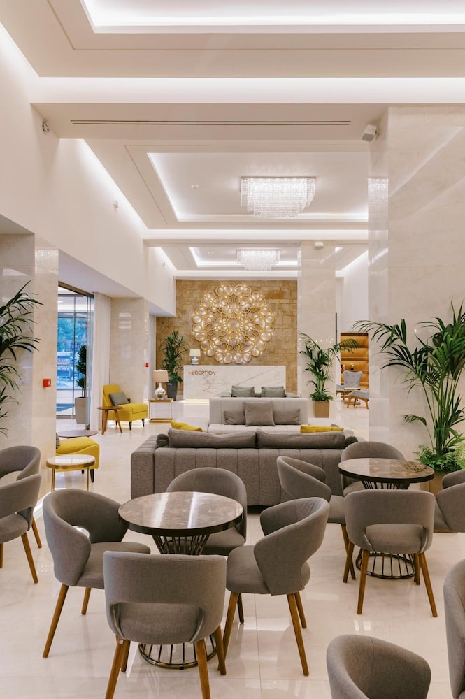 Acandia Hotel 42/63