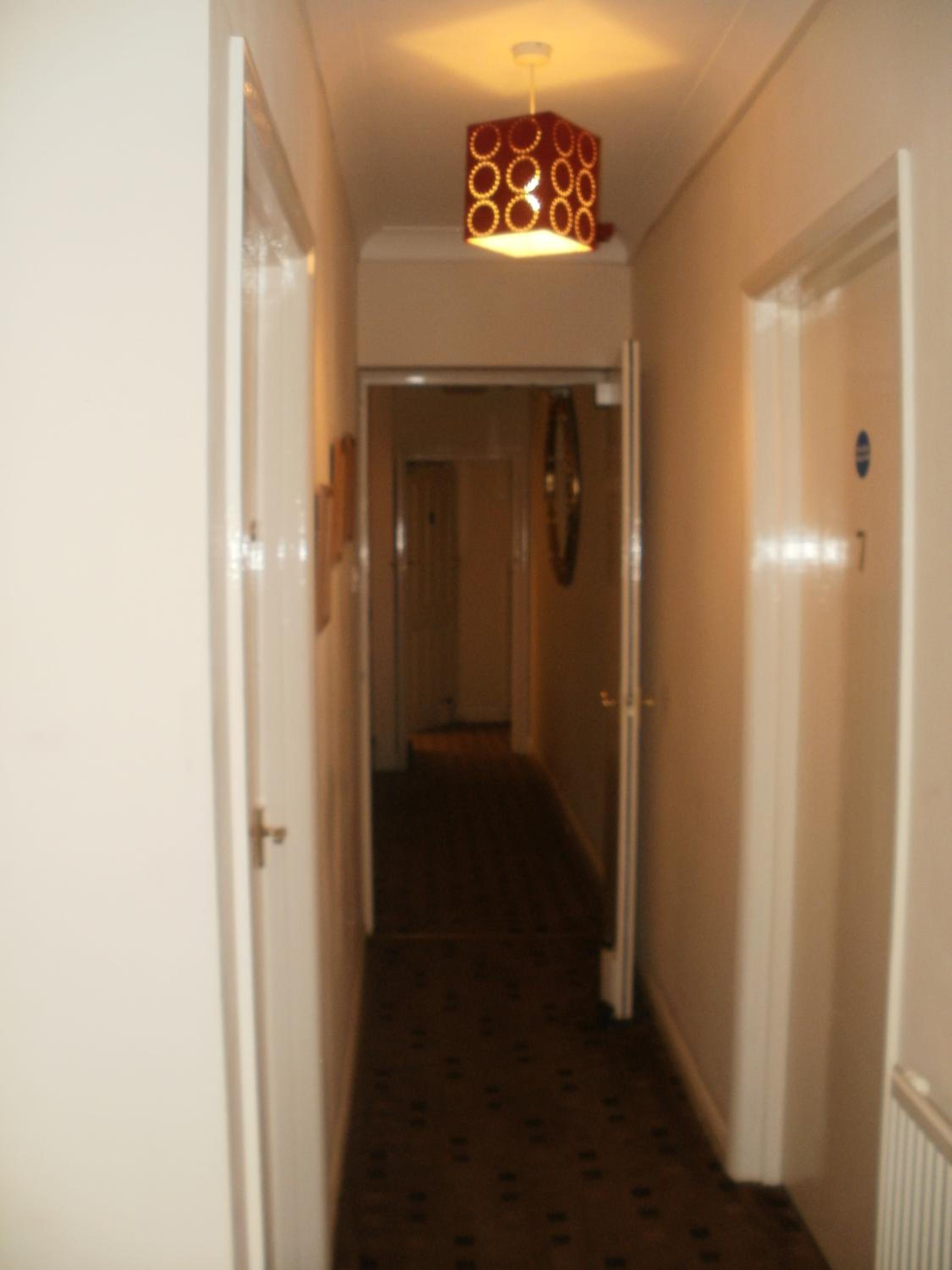 London Heathrow Guesthouse 10/23