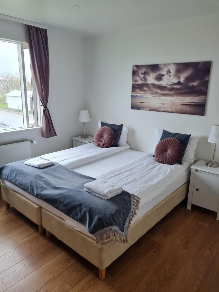 Höfn Guesthouse 7/26