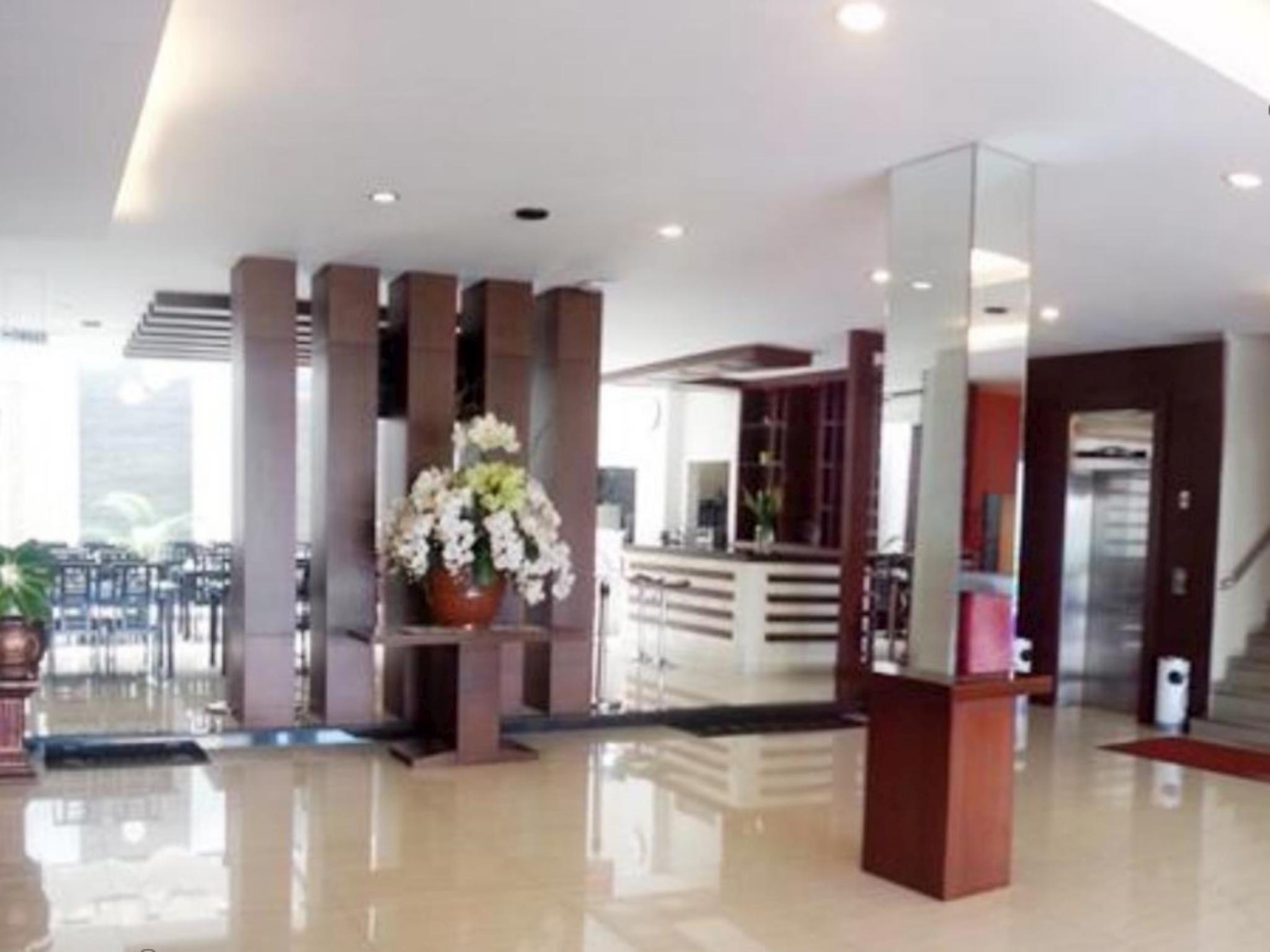 Grand Mega Hotel 9/26