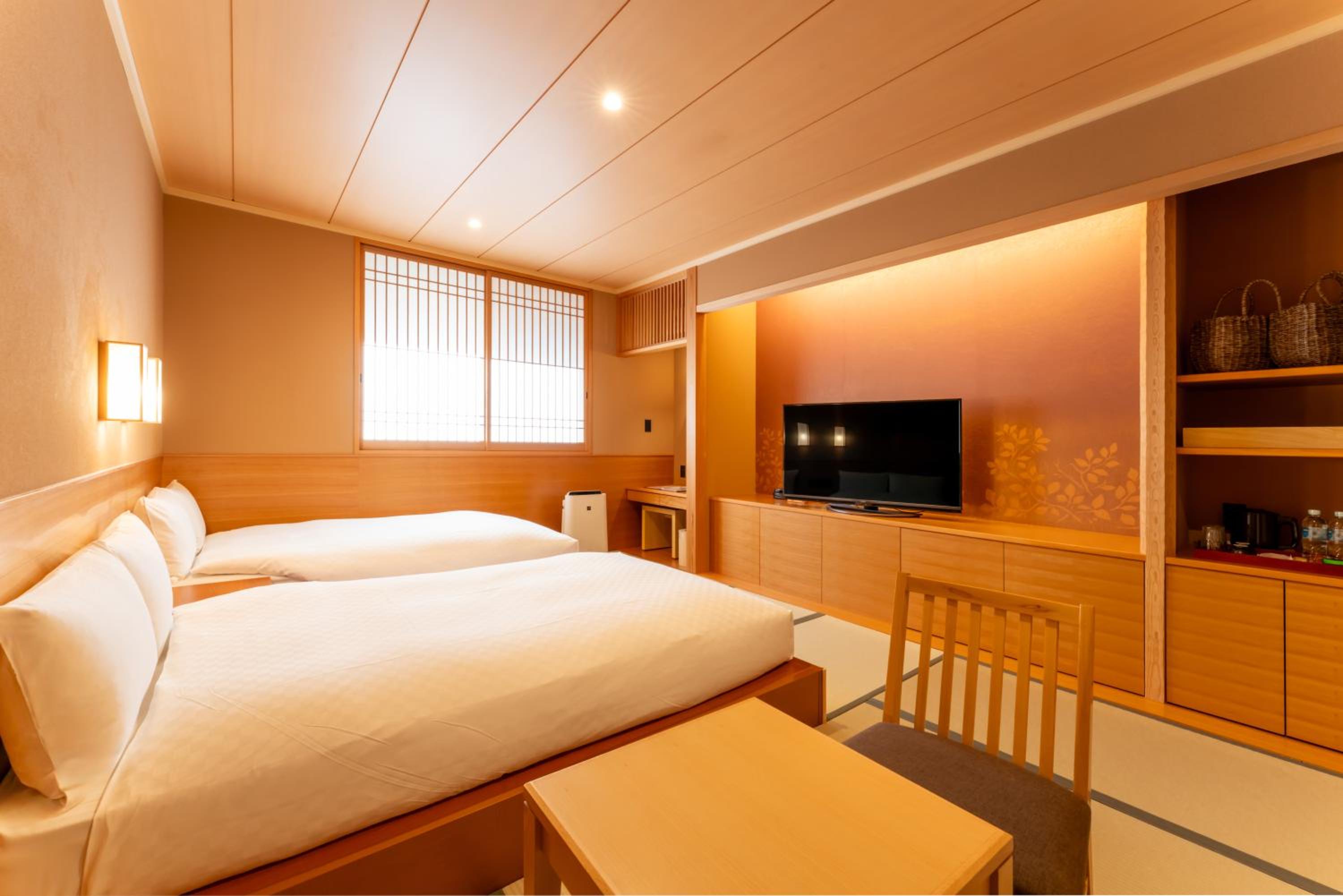 Room, Futon Bed, Twin Beds, West Wing