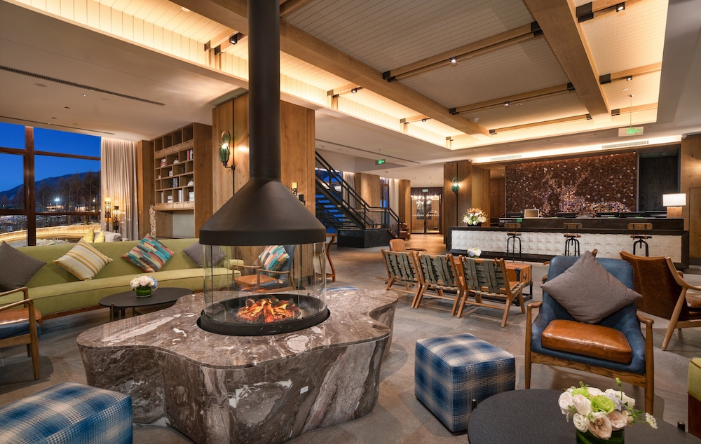 Holiday Inn Jilin Beidahu 47/75