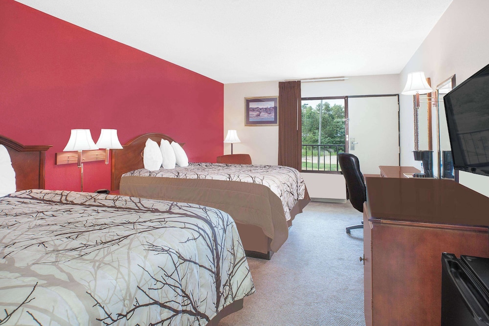 Days Inn by Wyndham Newton MS/I-20 7/23