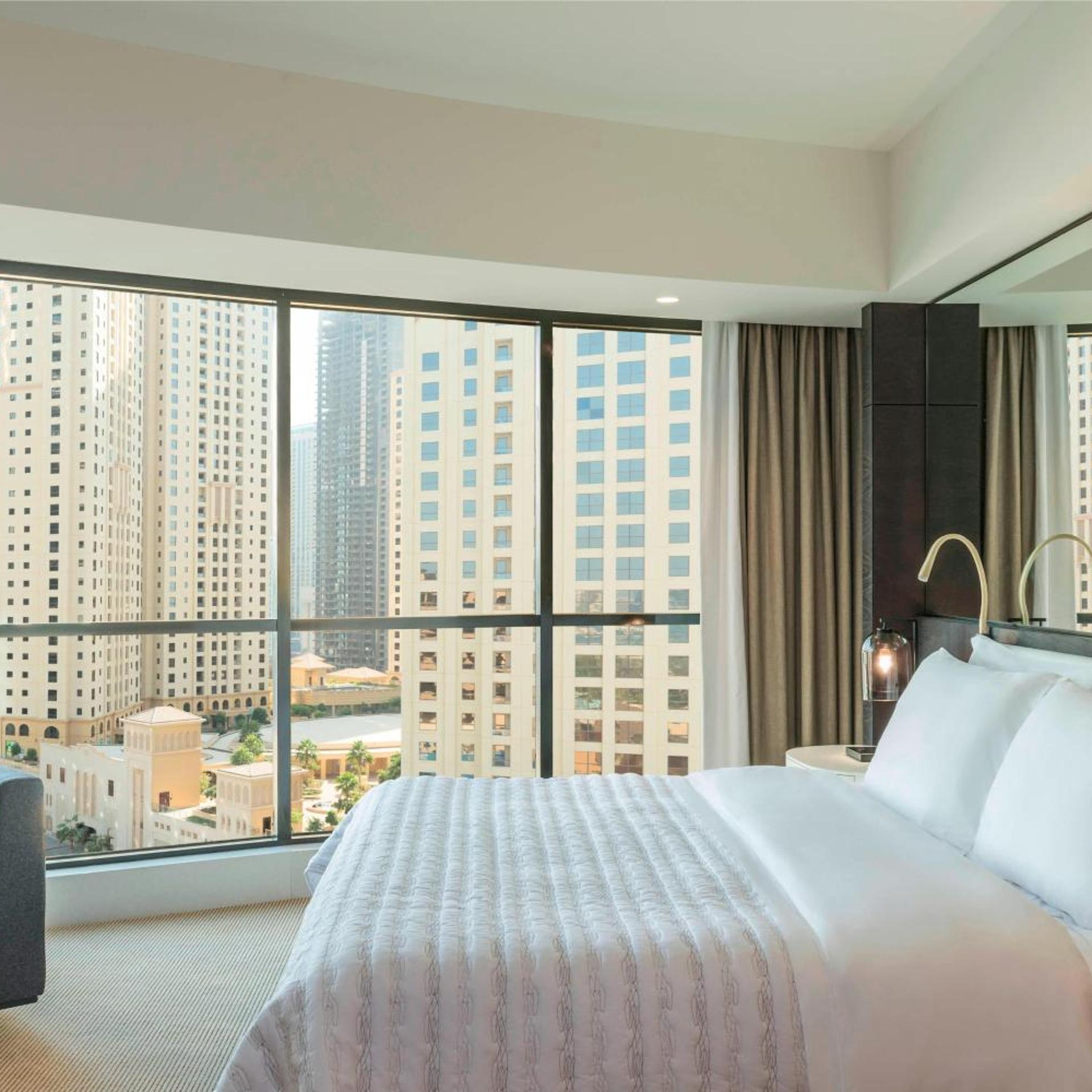 Super, Deluxe, Suite, King Bed