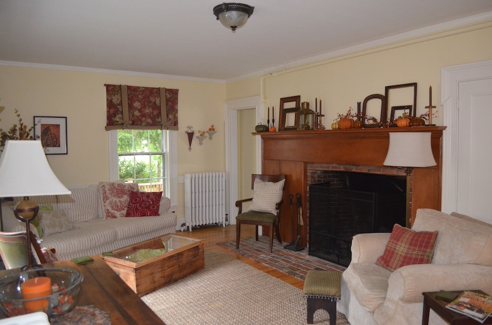 Benjamin F Packard House Bed and Breakfast 26/47