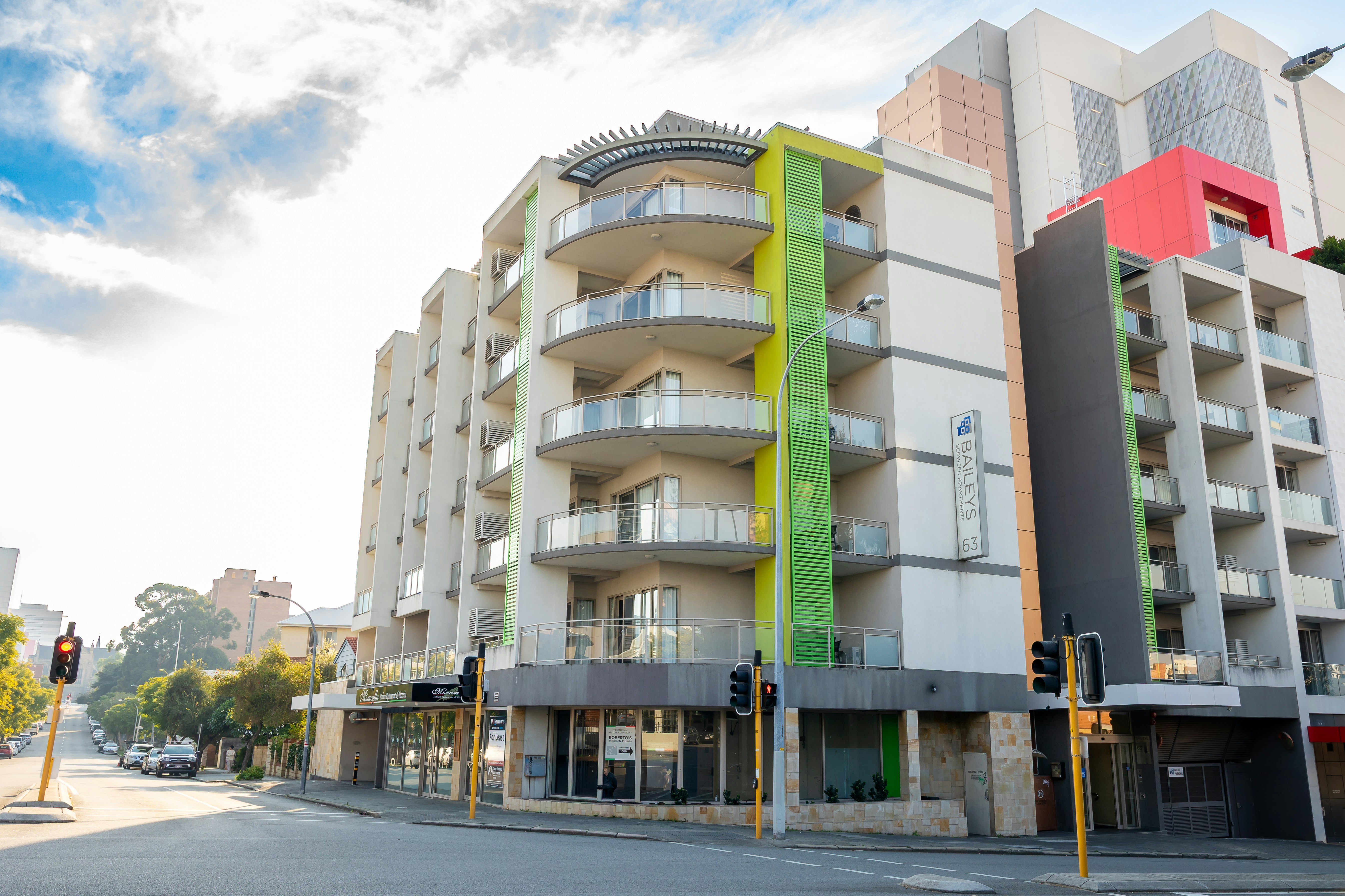 Baileys Serviced Apartments 6/76