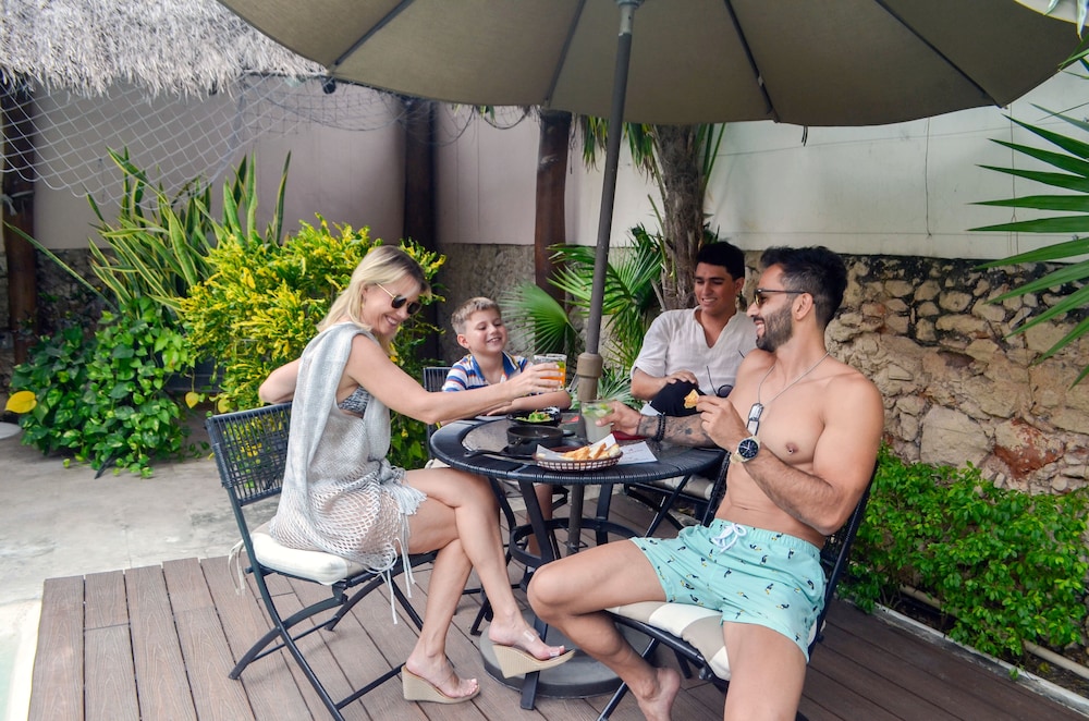 Casa Lucia Hotel Boutique 41/55