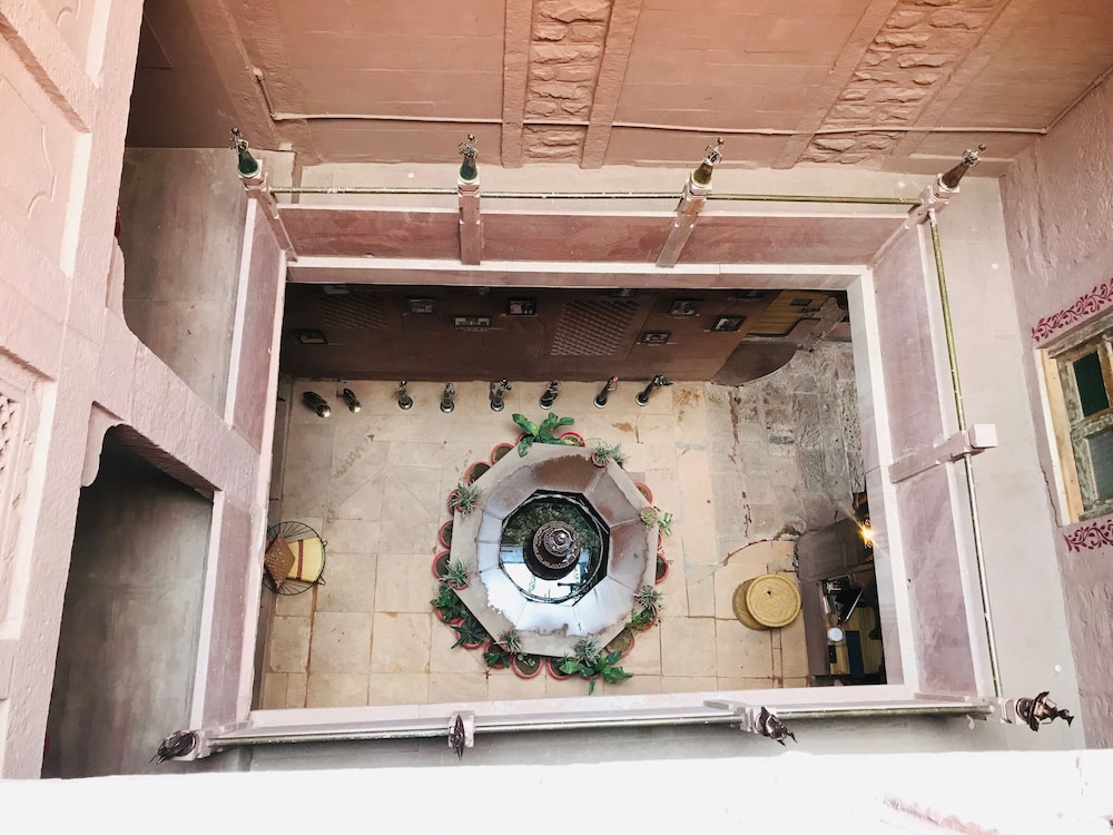 Rani Mahal 8/50
