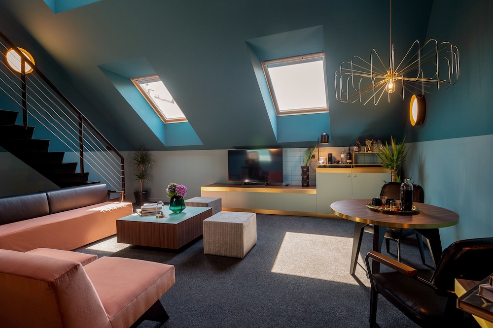 Stories Boutique Hotel 45/72