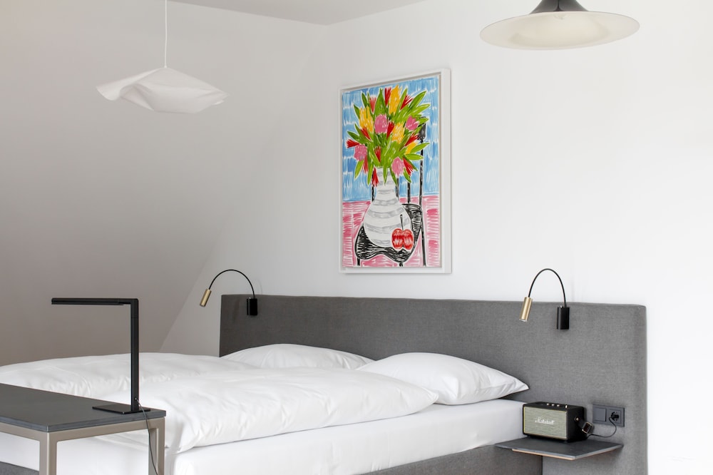 LendHotel 12/41