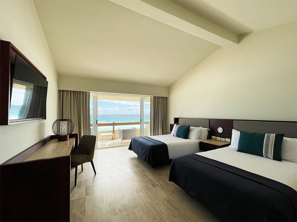The Villas Cancun by Grand Park Royal Cancun Cbe 5/37
