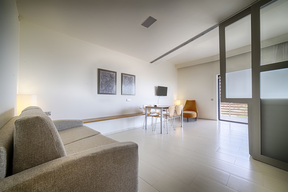 Ohtels Les Oliveres 29/50