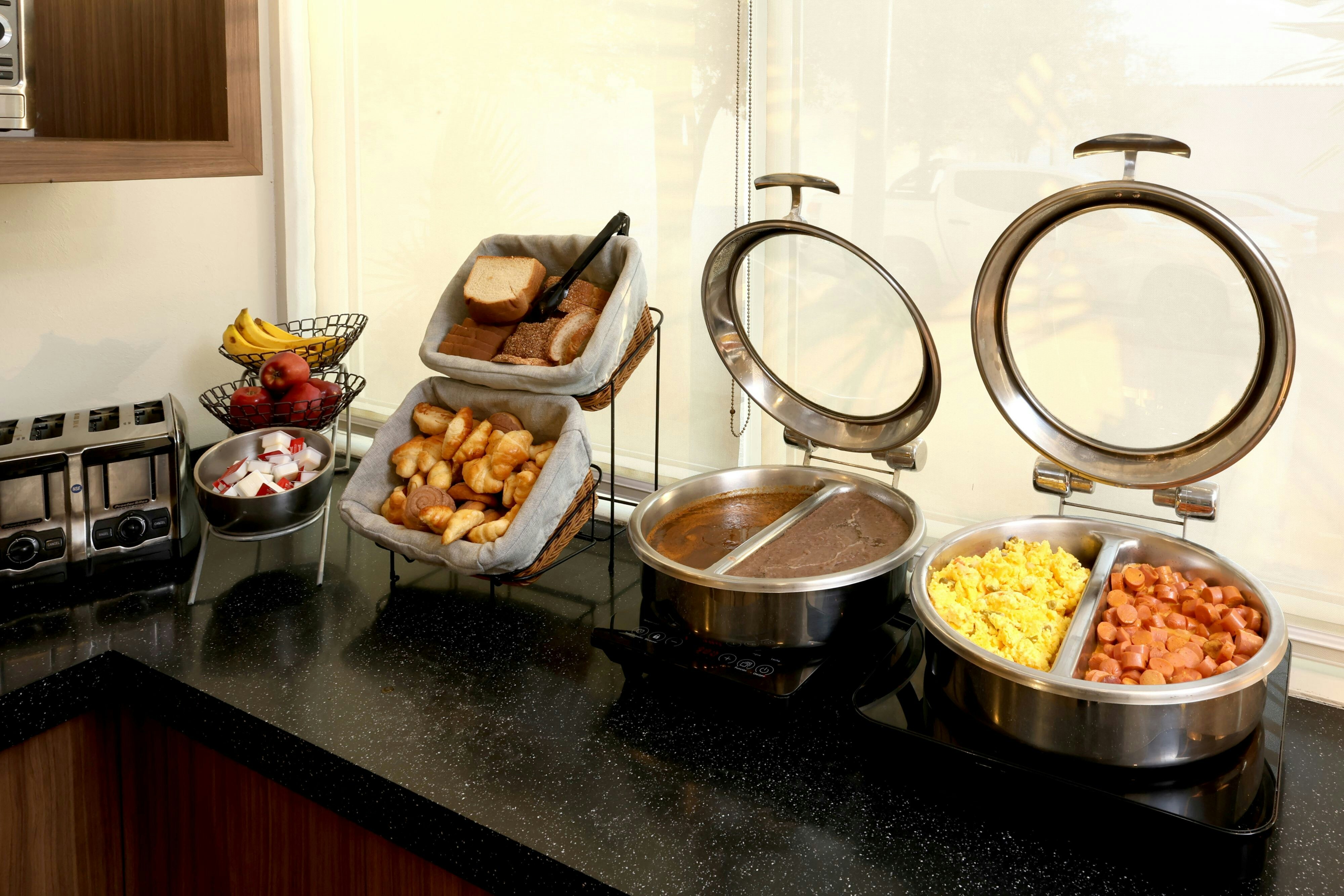 City Express by Marriott Saltillo Sur 8/14