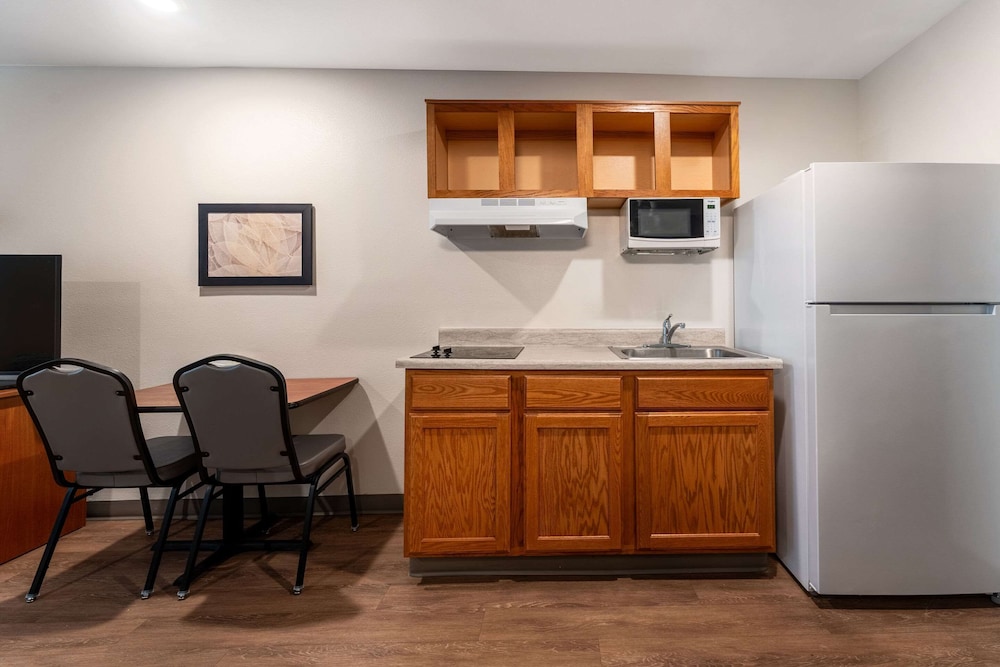 Woodspring Suites Augusta Riverwatch 18/24