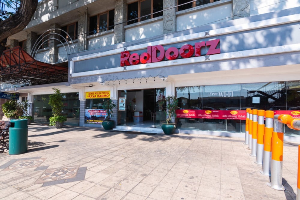 Reddoorz Urip Sumoharjo 1/39