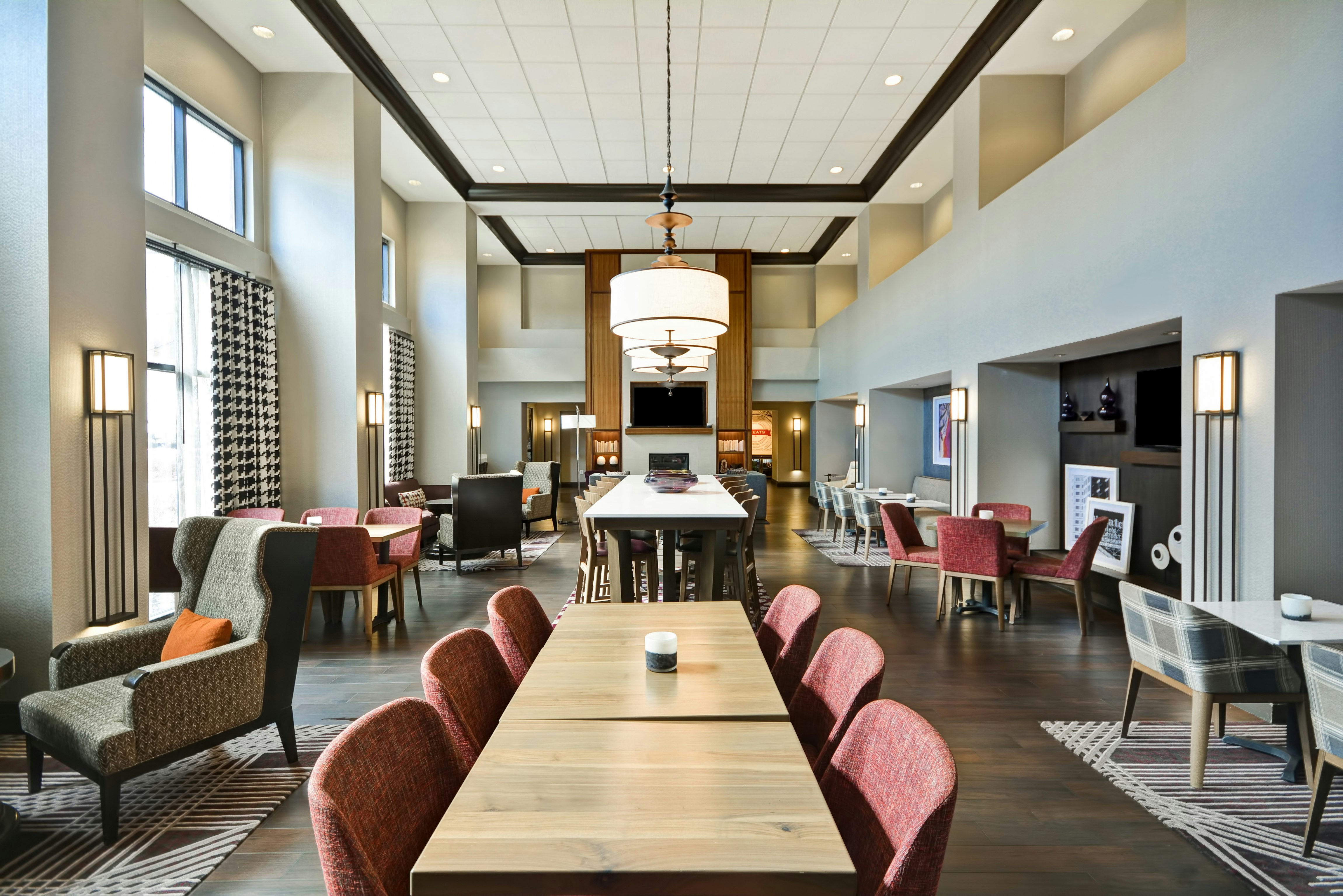 Hampton Inn & Suites Columbus Easton Area 35/49