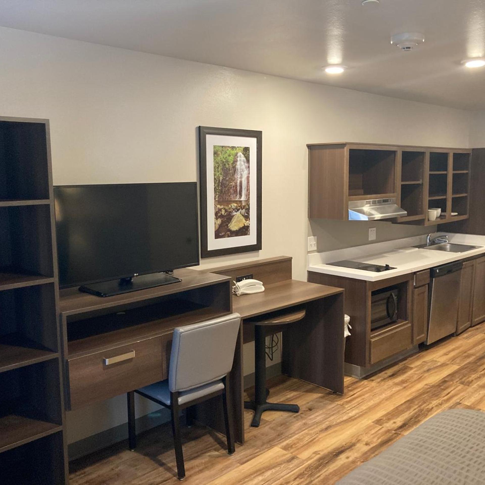 WoodSpring Suites Cherry Hill 16/24