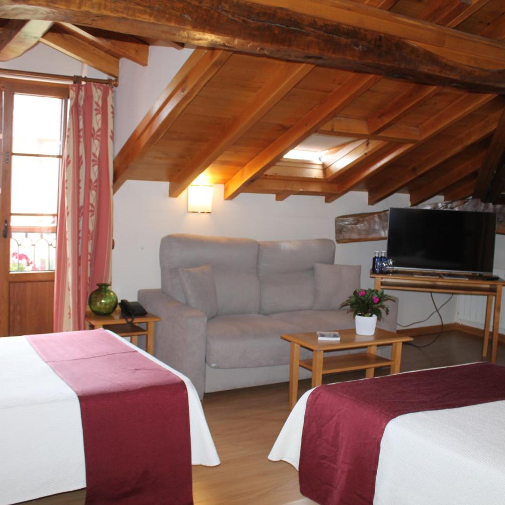 Hotel San Roque 42/57