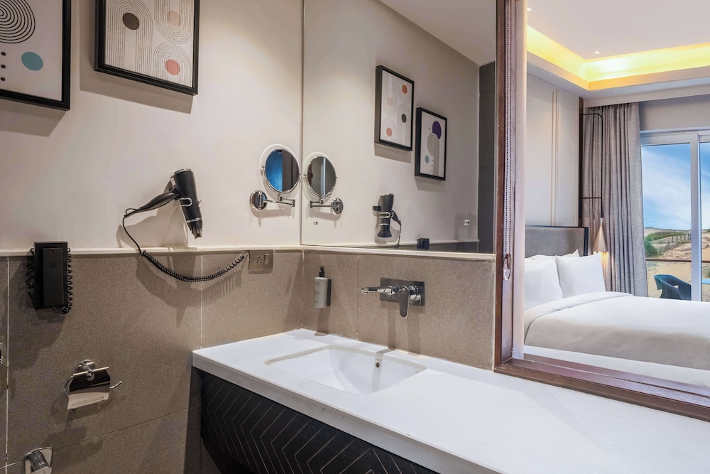 Pramod Lands End Resort, a member of Radisson Individuals 62/65