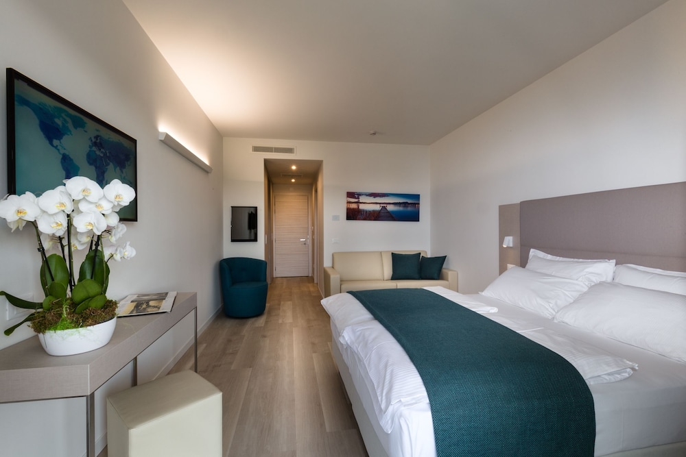 Hotel Europa 13/65