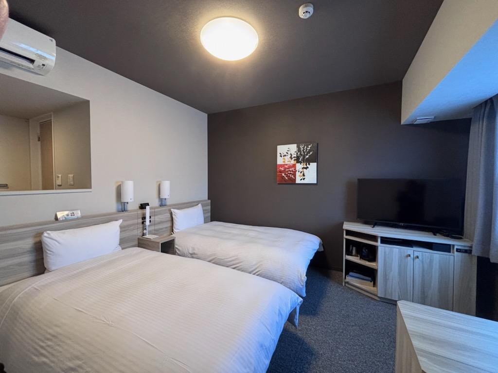 Room Assigned on Arrival, Smoking Type Not Guaranteed