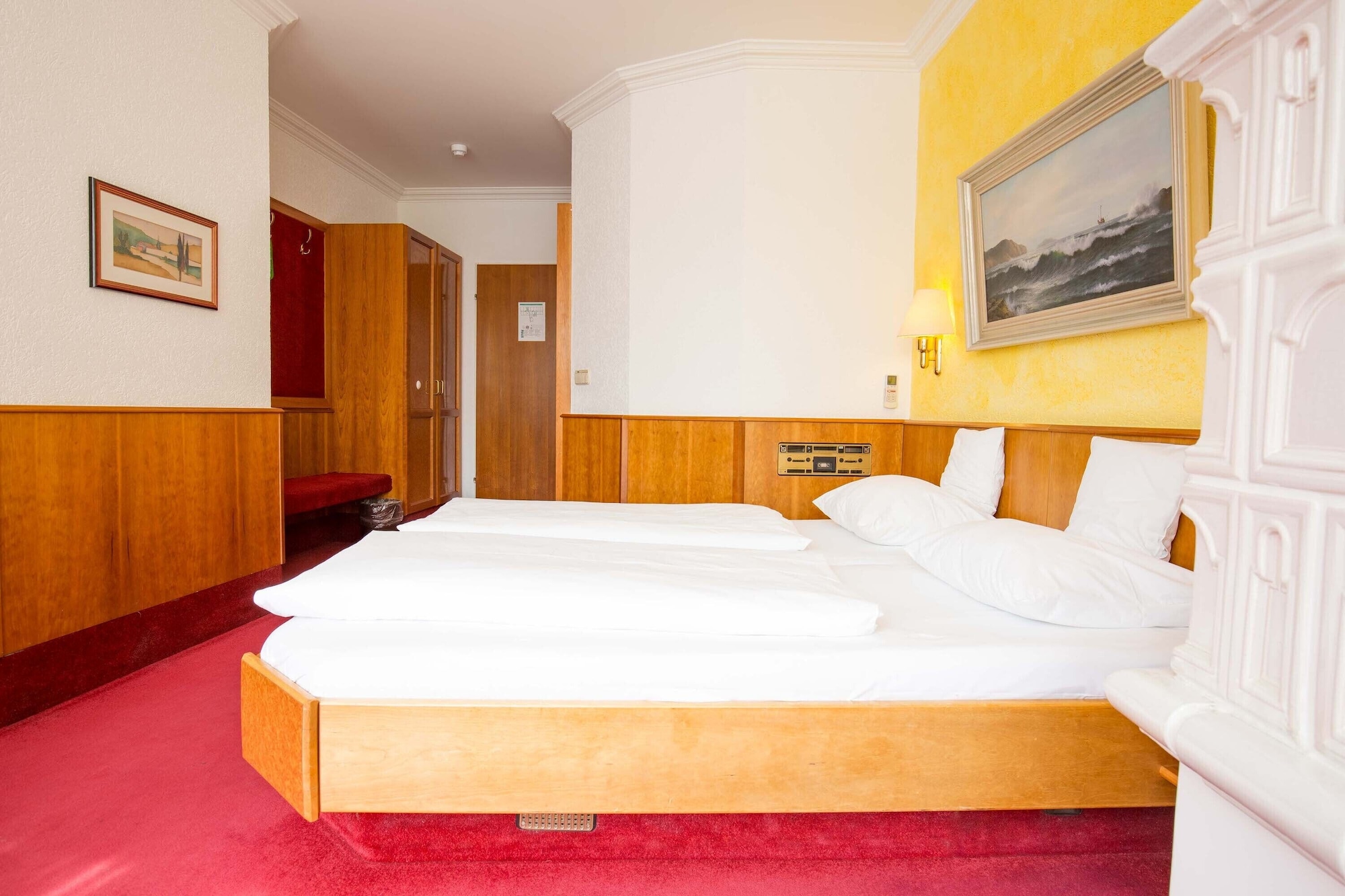 STANDARD, DOUBLE BED